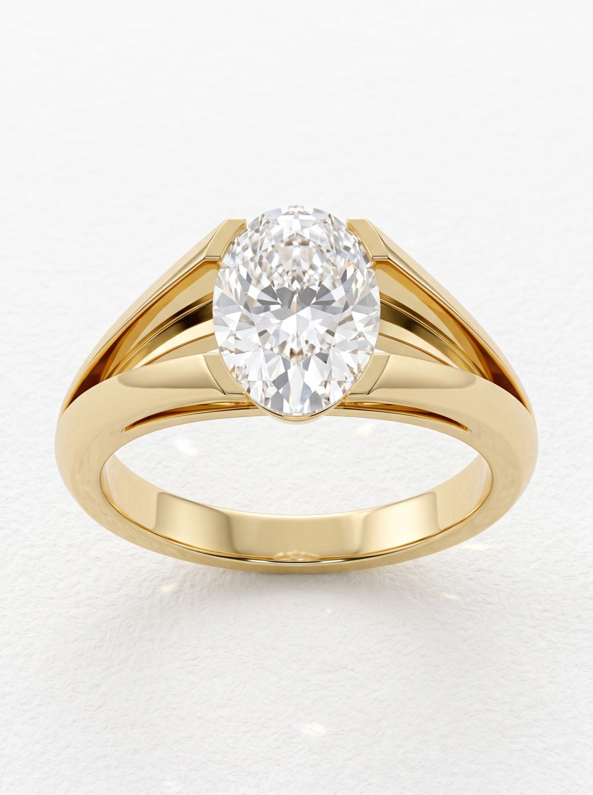 Bague de fiançailles ovale à barrettes en or jaune posée droite, anneau divisé et quatre barrettes plates